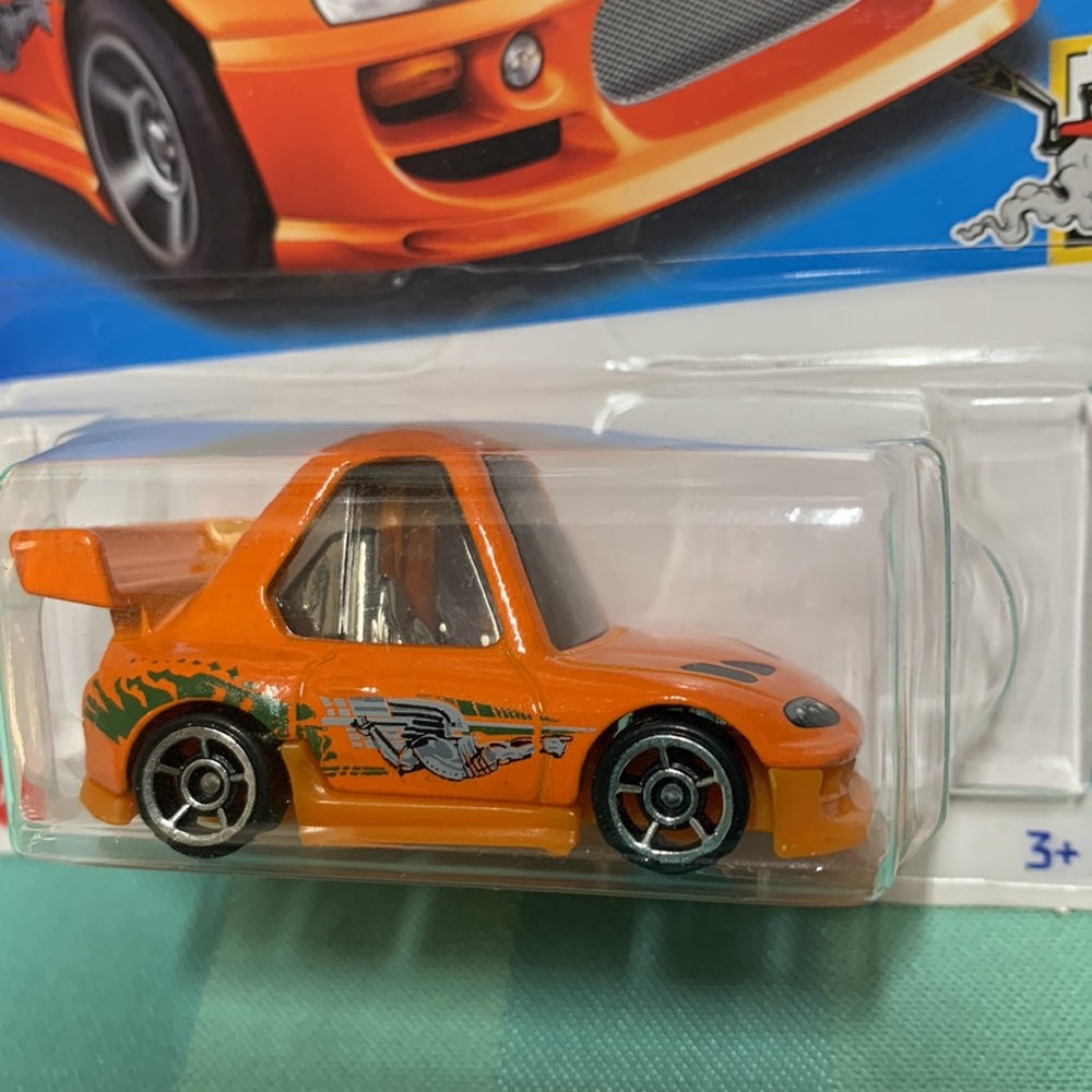 Fast & Furious 94 Toyota Supra Tooned Orange Hot Wheels